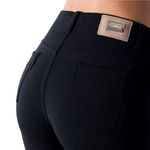 CALÇA FEMININA LOOPPER PRETA MALHA SKINNY