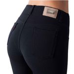 CALÇA FEMININA MODELADORA LOOPPER PRETA MALHA FLARE