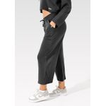 Calça Moletinho Pantacourt Preta