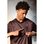 Camisa Masculina Consciência Negra Botafogo Marrom e Preta Volt
