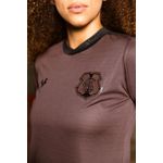 Camisa Feminina Consciência Negra Santa Cruz Marrom e Preta Volt