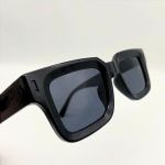 Óculos de Sol HD DOM Design Quadrado, Bordas Largas e Lentes Fumê para um Look Super Moderno! Preto