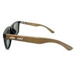 Óculos de Sol Waimea HD com armação em acetato preto fosco com as hastes em MADEIRA/BAMBU natural