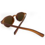 Óculos de sol HD Round Caramelo com armação e hastes caramelo transparente e lentes com proteção UV
