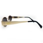 Óculos de sol HD em metal com armação dourada e lentes fume com proteção UV