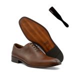 Kit Sapato Social Wholecut Vero Cuoio Café e Calçadeira