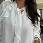Bata Feminina Decote Gravata - Off White