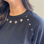 Blusa Feminina Moletinho Ilhós - Preto