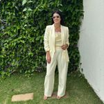 Calça Feminina Alfaiataria Cós de Pregas - Creme