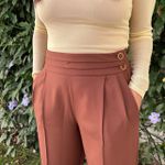 Calça Feminina Alfaiataria Cós de Pregas - Marrom Escuro