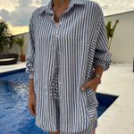 Camisa Feminina Detalhe Bolso - Azul