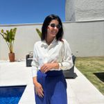 Camisa Feminina Punho Arredondado - Off White