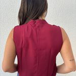 Regata Feminina Crepe Gola Pregas - Vinho