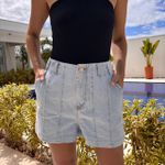 Shorts Feminino Recortes Jeans - Claro