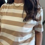 T-Shirt Feminina Listrada - Bege