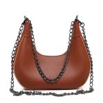 Bolsa Meia-Lua com Corrente Dupla – Inspiração Blogueira 