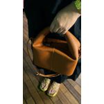 Bolsa Hobo Minimalista 
