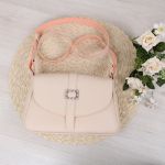 Bolsa Crossbody Baguete Detalhe strass 
