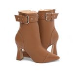 Bota Bico Fino Cano Médio Caramelo