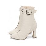 Bota Bico Fino Cano Médio Off White