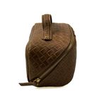 Necessaire Triângulo em Couro Texturizado Caramelo