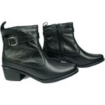 Bota Country Feminina em Couro com Detalhe em Fivela 40F212-PRETA