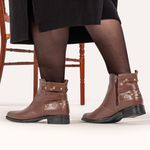 BOTA FEM EM COURO BAIXA COM SPIKE 40F122-CAFE