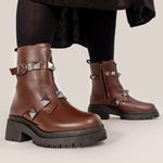BOTA FEMININA COTURNO EM COURO TRATORADA COM SPIKE 40F126-CAFE
