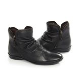 Bota Cano Baixo Em Couro Perlatto Preto