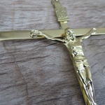 Crucifixo de Parede -Dourado 11x18 (ref 15)