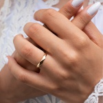 Aliança de Casamento em Ouro 18k 3mm modelo Prisma