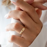 Aliança de Casamento Ouro 4mm Friso Diamantado Stella Unidade