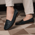 Mocassim Feminino Clássico em Couro Cor Preta