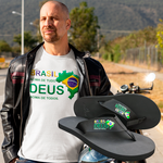kit camiseta básica com chinelo flep flop Brasil acima de tudo e Deus acima de todos.