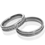 Aliança de Namoro em Aço Cirúrgico Quadrada 4mm 1 Canaleta de Pedras Feminina e Masculina 1 Canaleta Diamantada