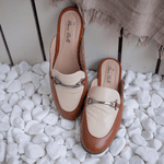 Mule Feminino Clássico em Couro cor Caramelo