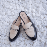 Mule Feminino Clássico em Couro cor Preto