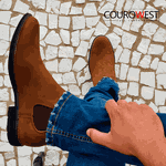 KIT BOTA CHELSEA E CINTO COURO NOBUCK AVELUDADO CARAMELO.