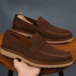 Mocassim Masculino Slip On Loafer Derby em Camurça Derby - Marrom