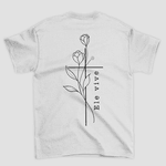 Camiseta Básica Flores Ele Vive
