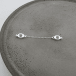 TRAVA DE SEGURANÇA FORMATO OVAL DE COROA COM ZIRCÔNIA E CORRENTE PARA PULSEIRA DE BERLOQUES