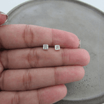 Brinco Zirconia Quadrada 4mm Embutido De Tarraxa