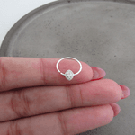 PIERCING ARGOLINHA COM NAVETE CRAVEJADO DE ZIRCÔNIA CRISTAL