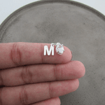 PINGENTE ZIRCÔNIA CRISTAL OVAL GALERIA E LETRA "M" LISA 