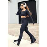 CALÇA FLARE NAOMI PRETA