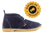 Bota Camping azul marinho em couro legitimo com solado em borracha látex.