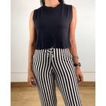 Cropped Madonna Preto