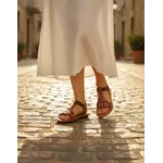 Sandália Rasteira em Couro Café Color