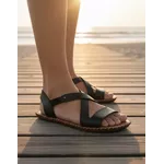 Sandália Rasteira em Couro Preto