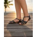 Sandália Rasteira em Couro Preto